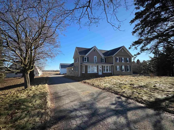 N1360 Laney Rd, Pulaski, WI 54165