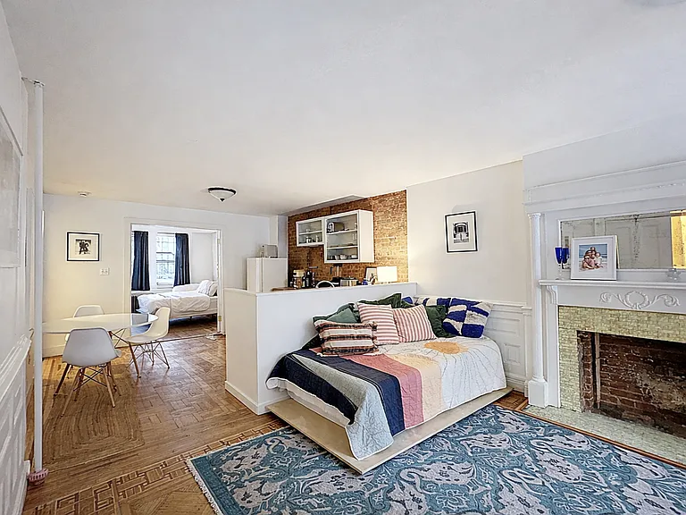 592 Decatur St #1 — Photo 3