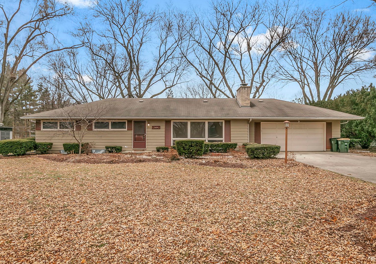 7S174 Wild Cherry Rd, Naperville, IL 60540 Zillow