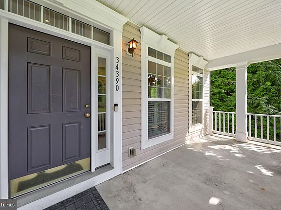 3rd image of 34390 Skyler Dr