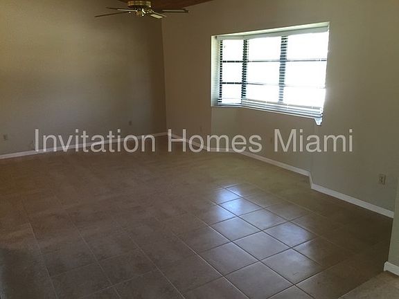 5th image of 4069 Alpinia Ct
