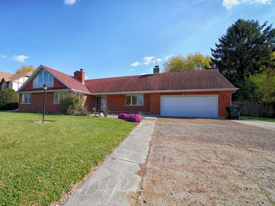 2323 N Sheridan Rd, Waukegan, IL, 60087