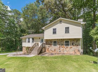 2645 Holly Berry Trl, Snellville, GA 30039