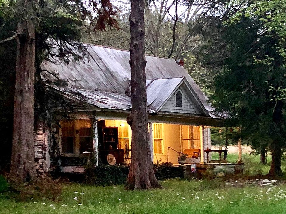 2nd image of 3731 Morgan Valley Rd