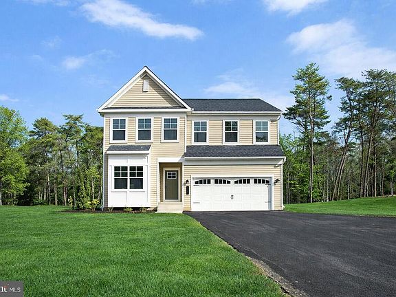 2nd image of 103 Worcester Rd