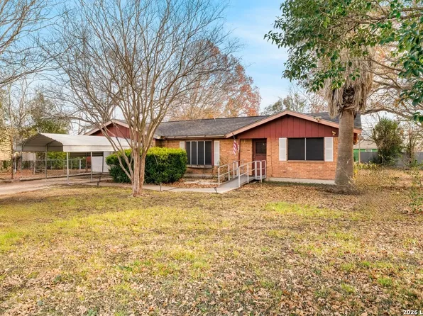 1149 Spruce, Seguin, TX 78155