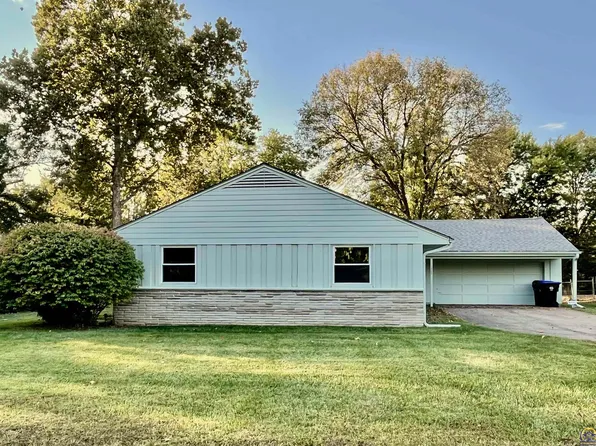 1627 SW Brooklyn Ave, Topeka, KS 66611