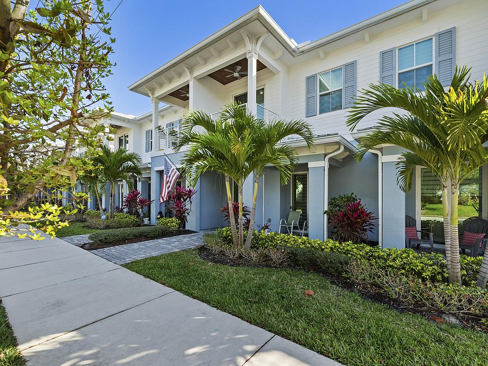 1st image of 4692 SE Manatee Way