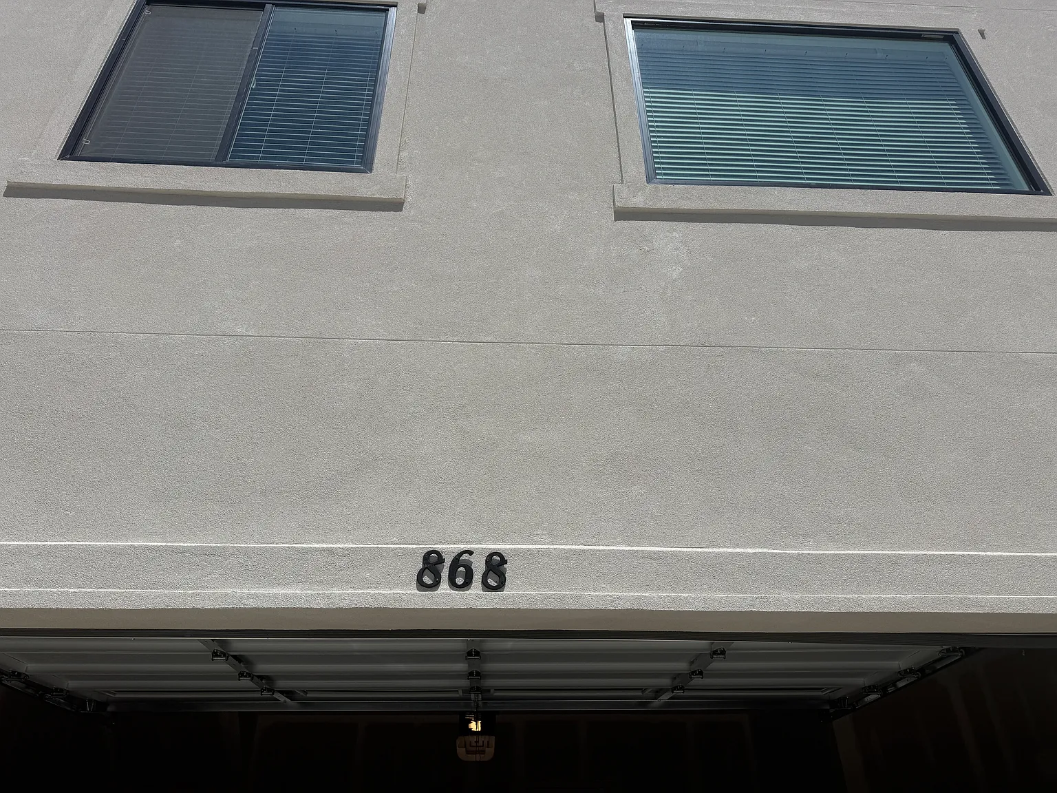 4 bed, 3.5 bath, 2220 sqft, $2,395 — Photo 2