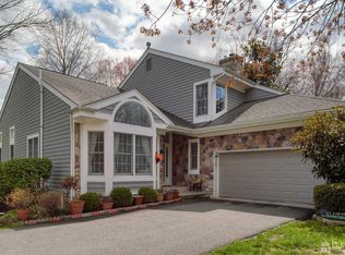 5 Mimosa Ct, Princeton, NJ 08540
