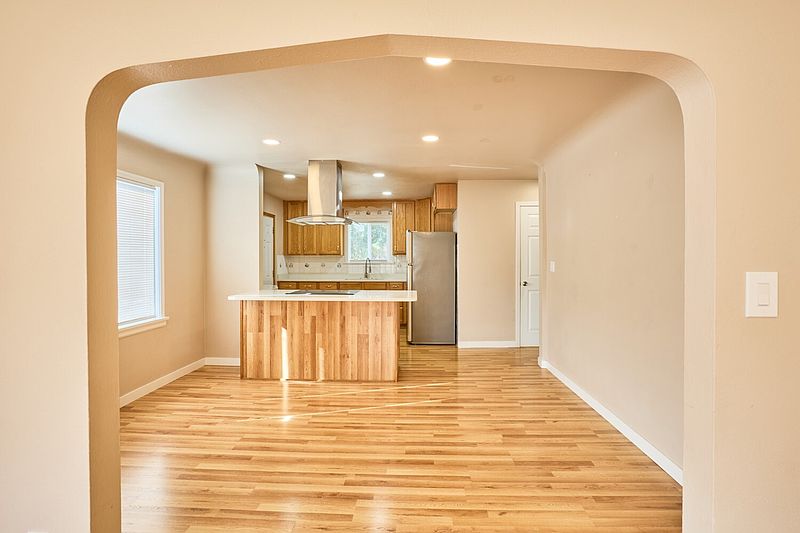 5th image of 5324 McKinley Avenue