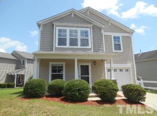 50 Valleyfield Dr, Clayton, NC 27527