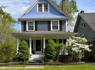 3273 Bradford Rd, Cleveland Heights, OH