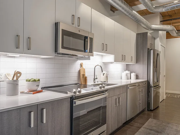 Bancroft Lofts — Photo 6