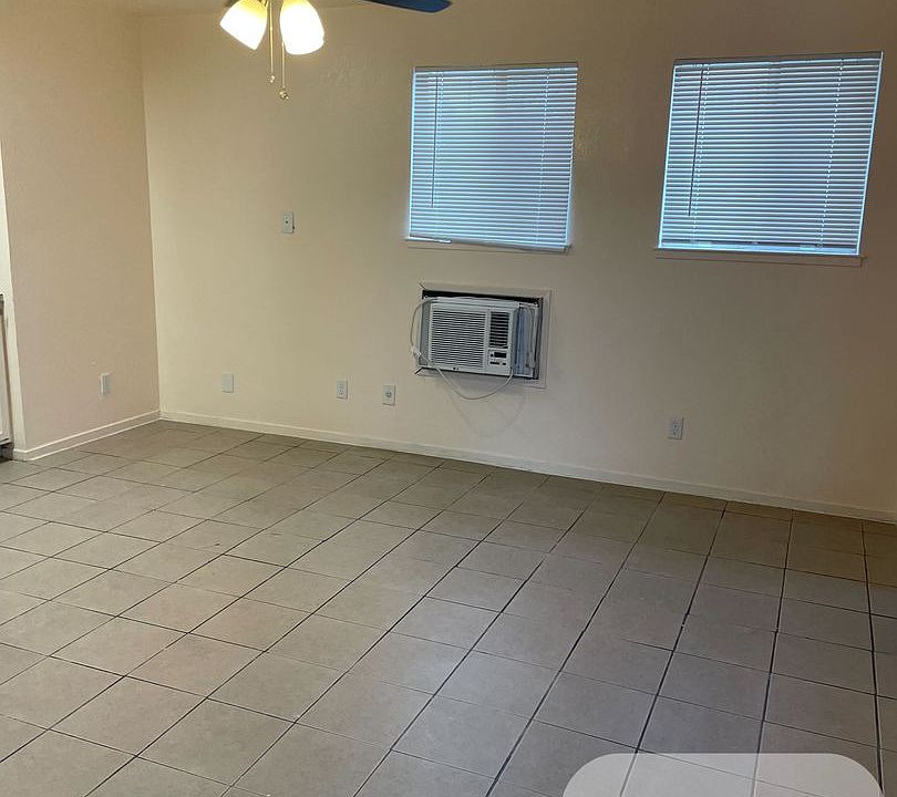 1st image of 149-163 W 11th St #340