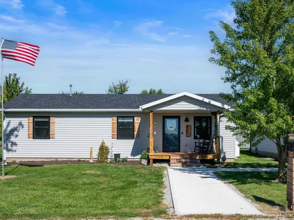 305 E Max Dr, Pennville, IN 47369