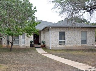 1811 Copper Hill Dr, San Antonio, TX 78232