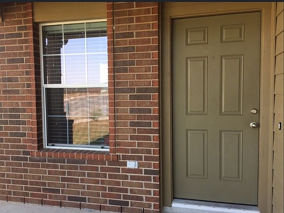 5th image of 6701 Plains Crest Dr
