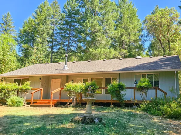 883 Lake Shore Dr, Selma, OR 97538