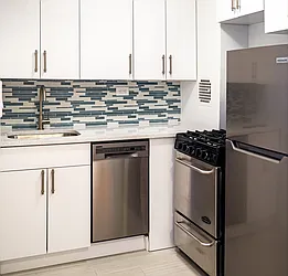 Rented by Barshay Brokerage