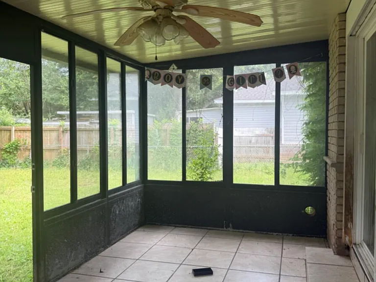 5103 Wildewood Ave — Photo 12