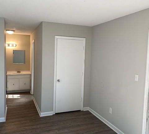 4th image of 5212 Donlyn Ln Unit A