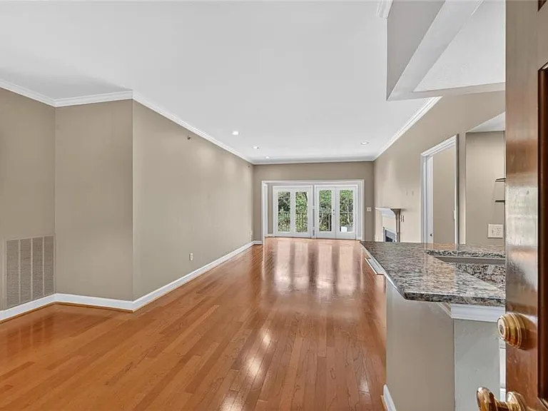 2865 Lenox Rd NE #610 — Photo 1