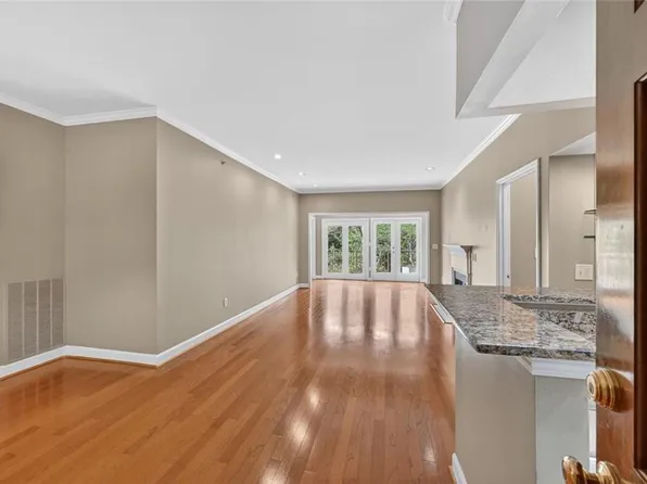 2865 Lenox Rd NE APT 610, Atlanta, GA 30324
