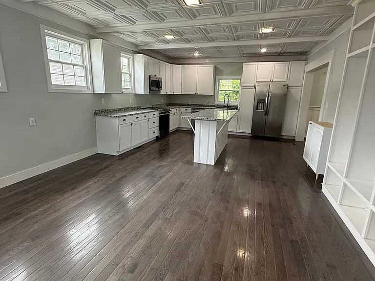 3821 Staunton Ave SE — Photo 14