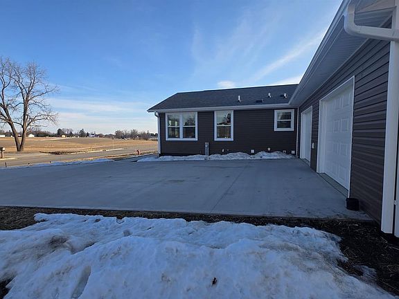 3rd image of 9397 South McKinley Street