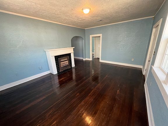 5th image of 345 E Ridgeway St
