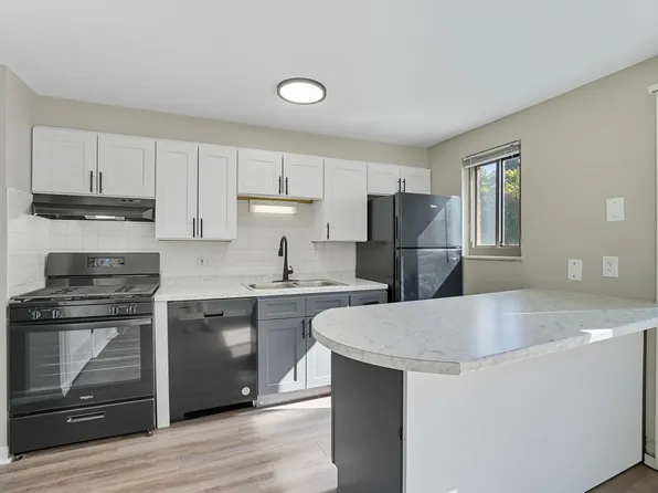 Coventry Court Townhomes