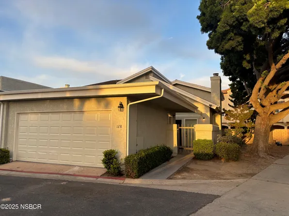 128 Royal Ln, Santa Maria, CA 93454