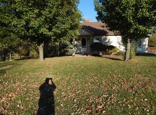 408 Bielby Rd, Lawrenceburg, IN 47025