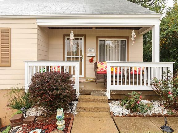 2nd image of 3514 Fyffe Ave