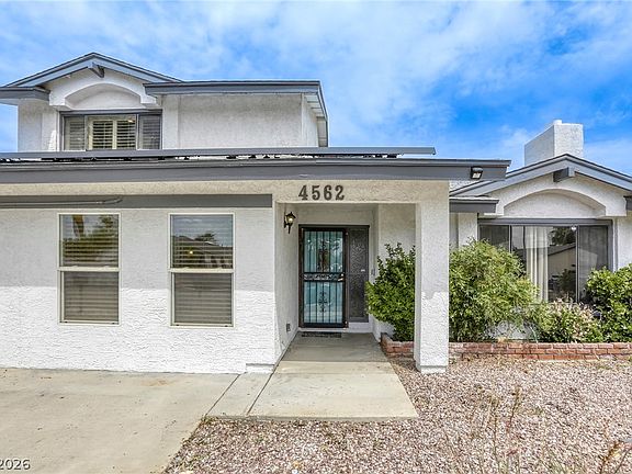 3rd image of 4562 Skyland Dr