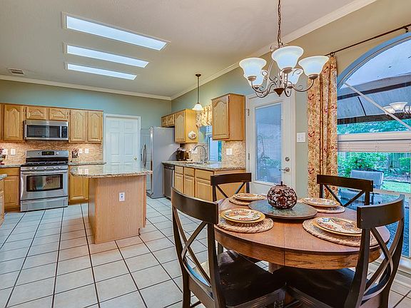 4th image of 1244 Fawn Valley Dr