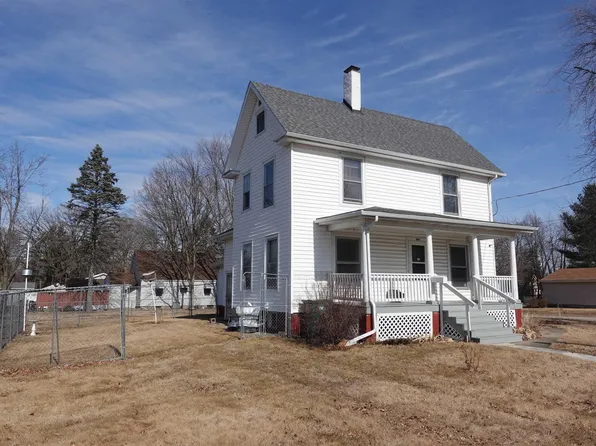 1019 W North St, Galesburg, IL 61401