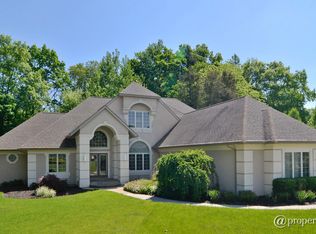 2351 Autumn Rdg, Saint Joseph, MI 49085