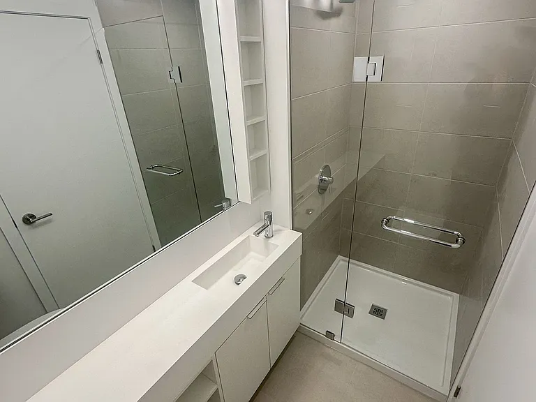 8 Wellesley St W #5903 — Photo 16