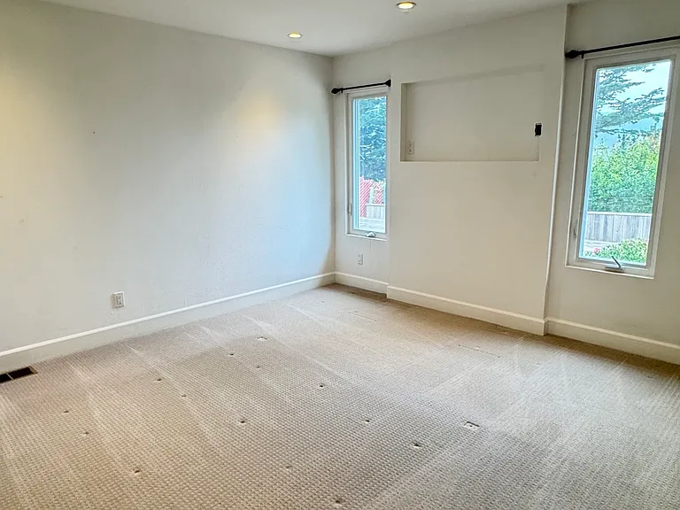 1134 Manzanita Dr — Photo 14