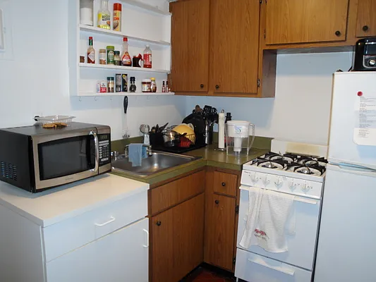 Rented by CLB Realty | media 15