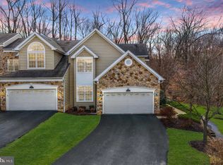 81 Sagewood Dr, Malvern, PA 19355