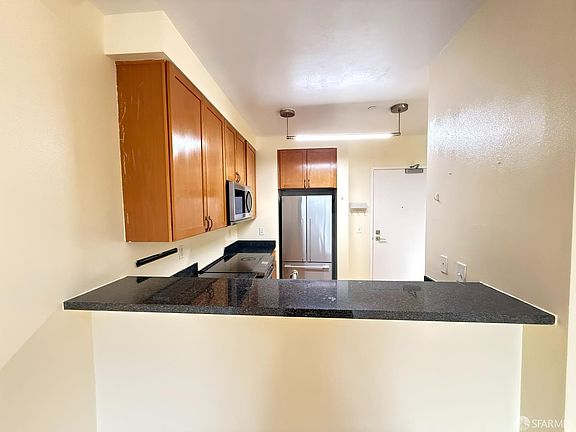 5th image of 888 7th St Unit 355