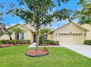 10816 Breaking Rocks Dr, Tampa, FL 33647