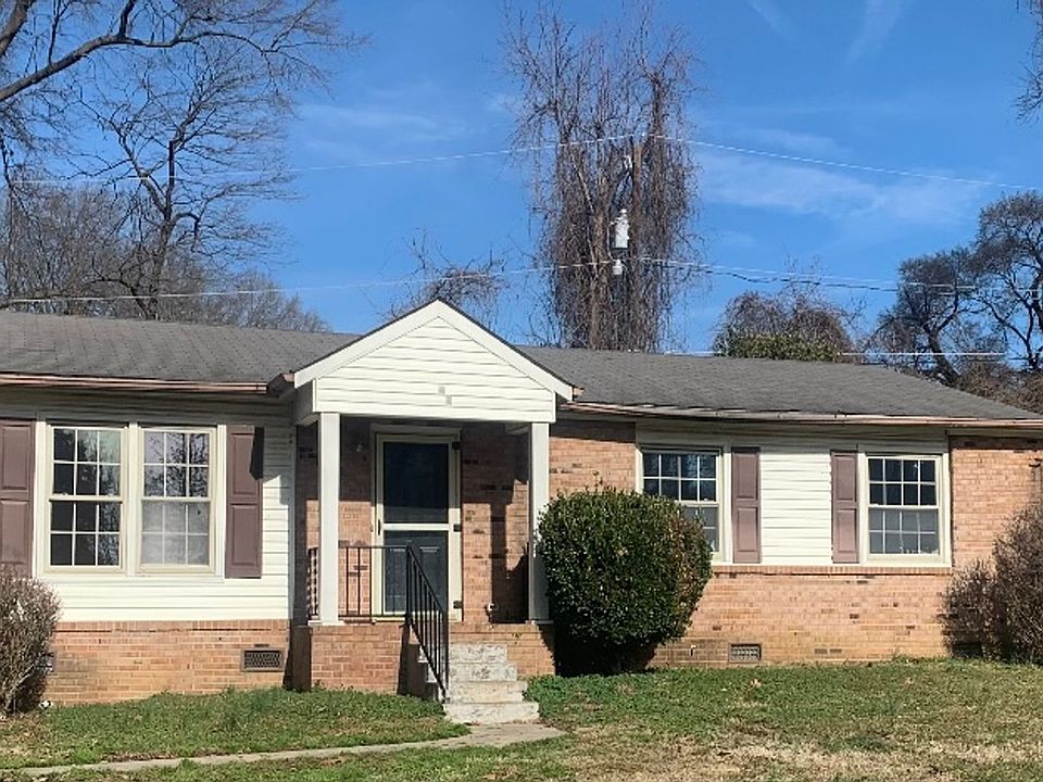1st image of 15 Bywood Ct