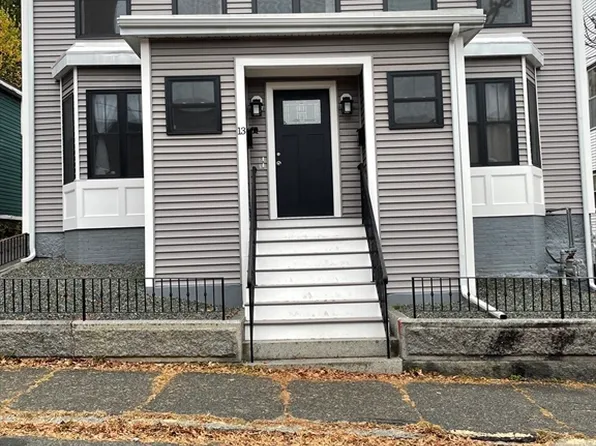 13 High St #2, Amesbury, MA 01913