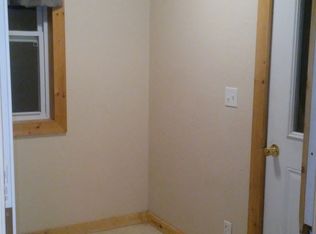 102 Chestnut St, Montrose, IA 52639