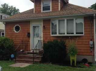 155 Kimball St, Providence, RI 02909