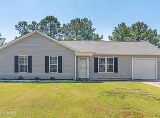 192 Ashbury Park Ln, Richlands, NC 28574